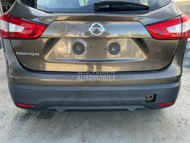 Branik zadnji braon CAPG za Nissan Qashqai od 2013. do 2021. god.