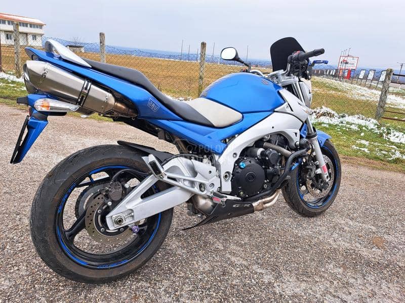 Suzuki Gsr 600