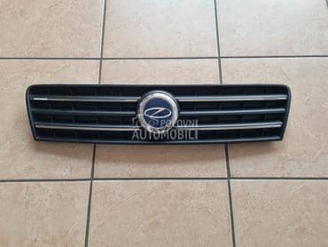 Maska sa znakom za Fiat Punto od 2003. do 2007. god.