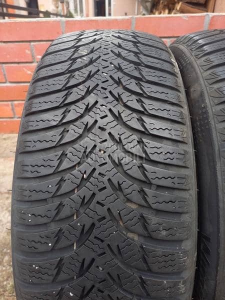 Kumho 185/55 R15 Zimska