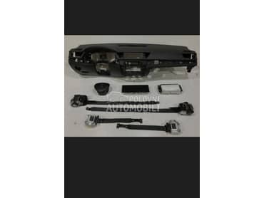 tabla aerbag pojasevi za Škoda Superb od 2014. do 2025. god.