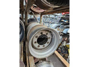 Felne za kamione i r. mašine