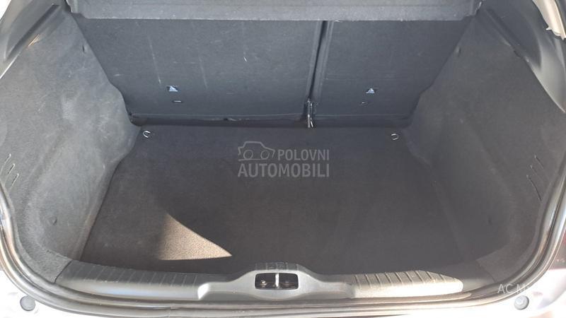 Citroen C4 Cactus 1.2 PURE NAV ALU LED