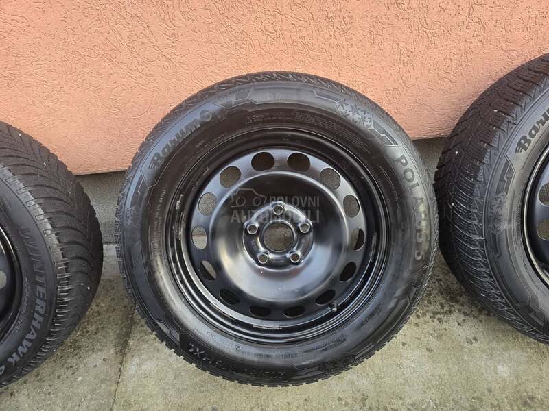 Barum 205/60 R16 Zimska