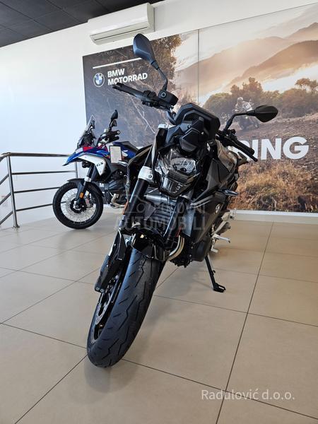 BMW F 900 R Triple Black