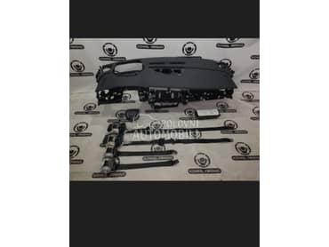 tabla aerbag pojasevi za Audi Q8 od 2014. do 2025. god.