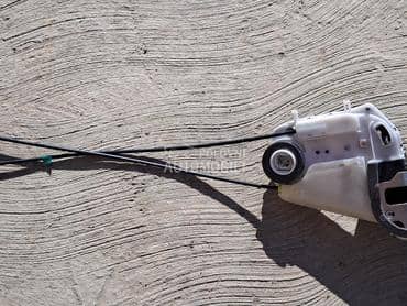 UNUT.BRAVA ZAD. LEVA V za Toyota Yaris od 2012. do 2015. god.