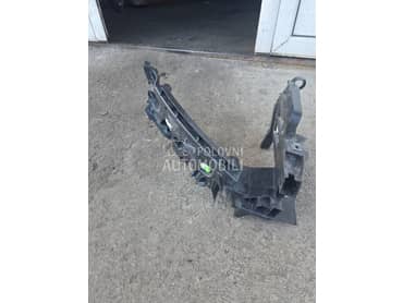 Desni nosač fara za Audi Q5 od 2012. do 2015. god.