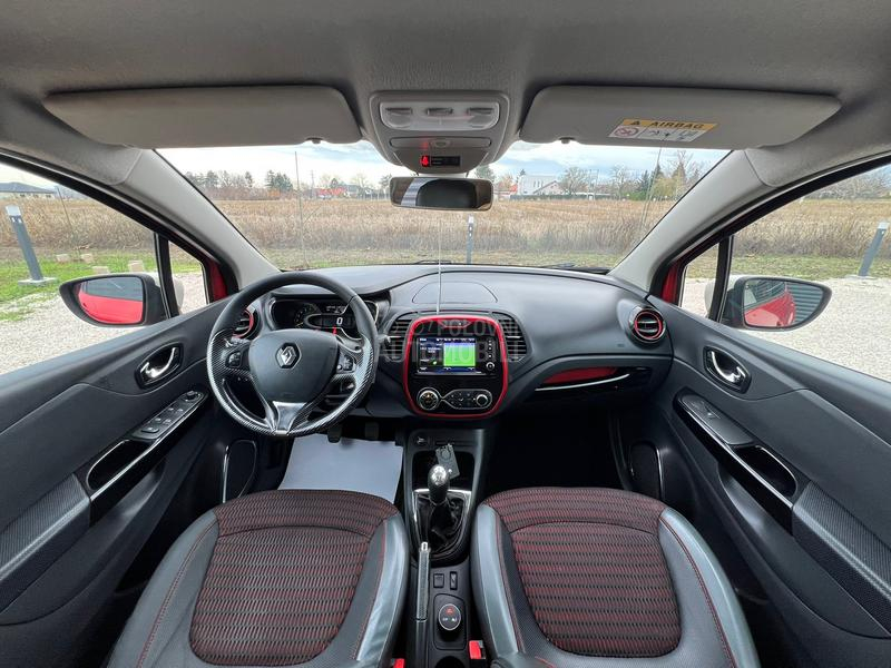 Renault Captur 0.9Tce/HELLY HANSEN