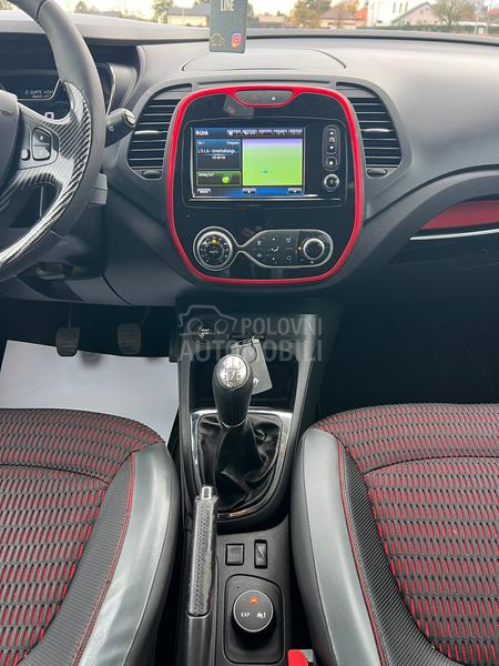 Renault Captur 0.9Tce/HELLY HANSEN