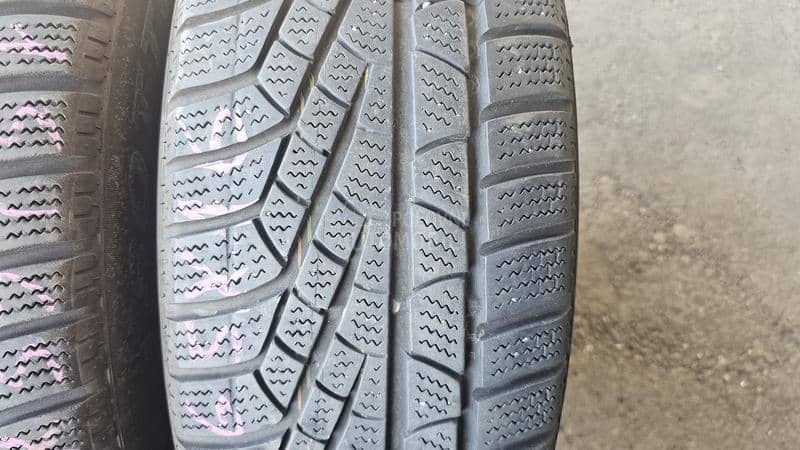 Pirelli 215/65 R16 Zimska