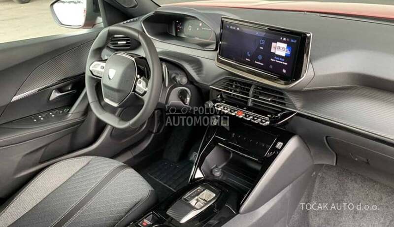 Peugeot 2008 Allure 1.2 E 130