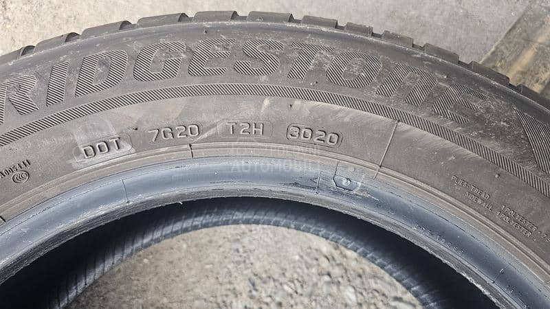 Bridgestone 205/60 R16 Zimska