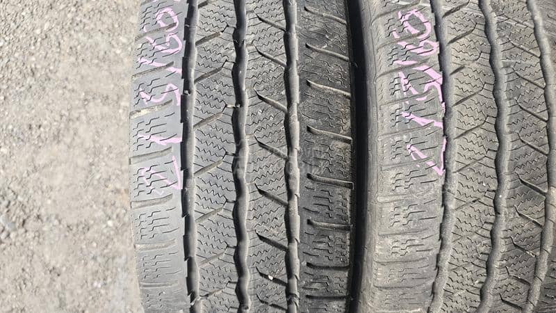 Continental 215/60 R17 Zimska