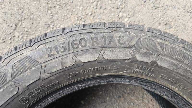 Continental 215/60 R17 Zimska