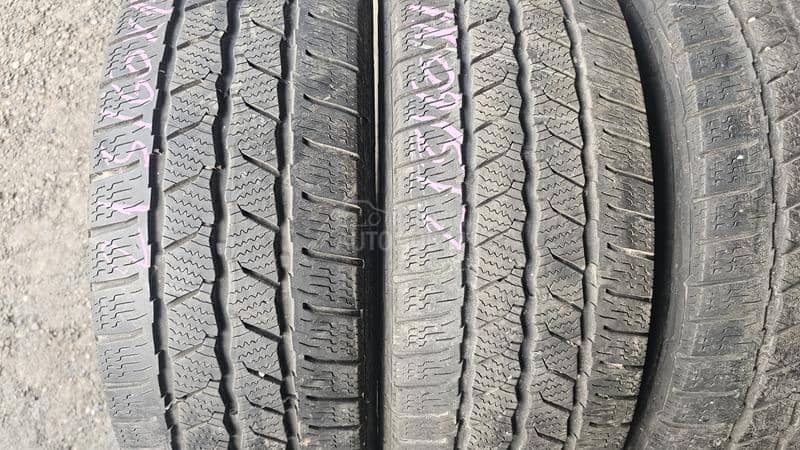 Continental 215/60 R17 Zimska