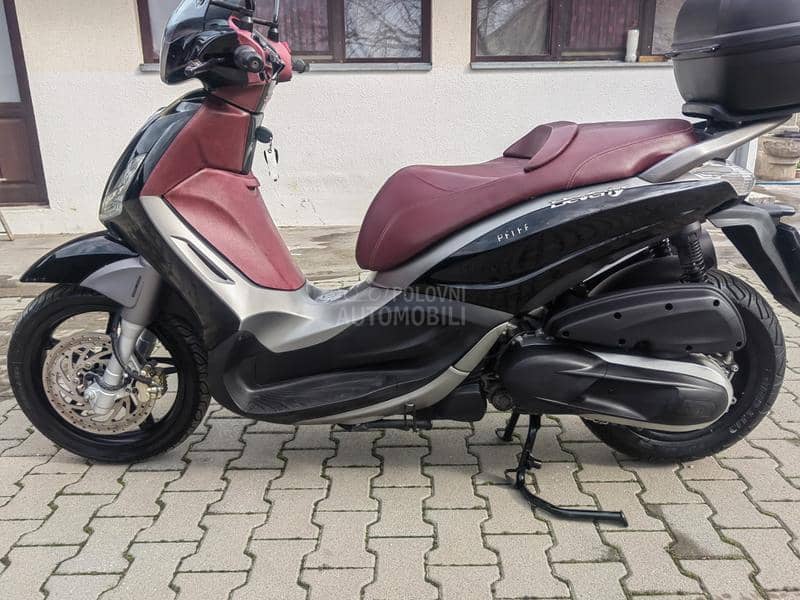 Piaggio Beverly 350ie ST