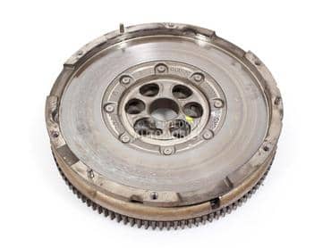 Zamajac za Opel Astra J od 2004. do 2016. god.