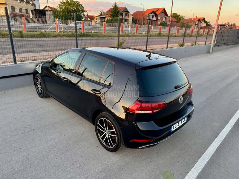 Volkswagen Golf 7 7.5   2.0 TDI