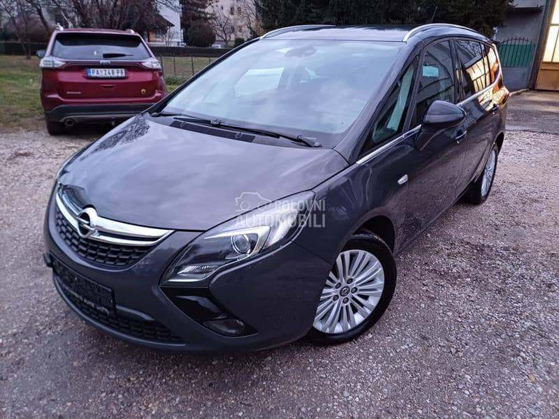 Opel Zafira 2004 - 2016. god. -  kompletan auto u delovima