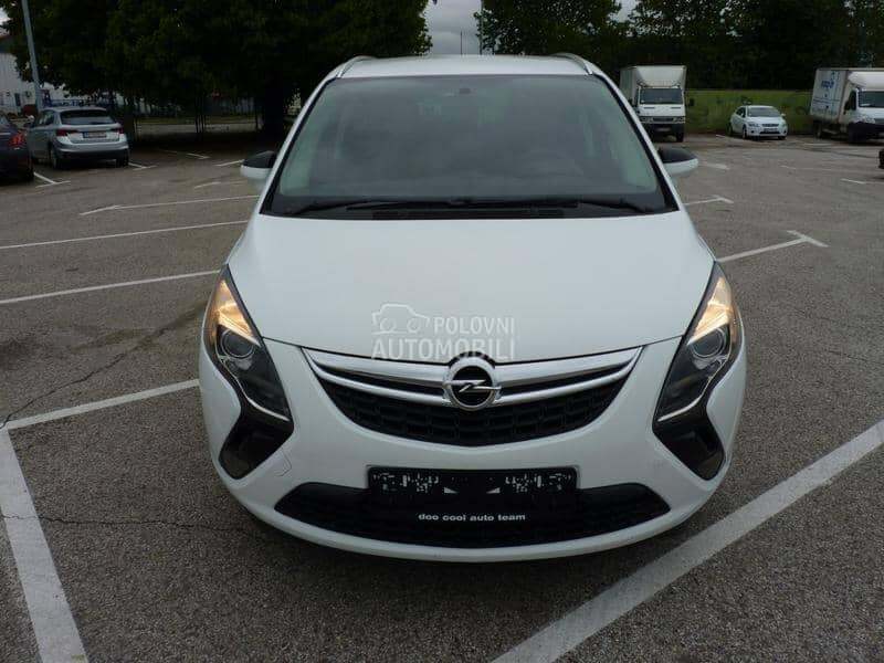 Opel Zafira 2004 - 2016. god. -  kompletan auto u delovima