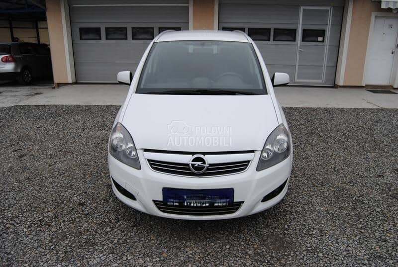Opel Zafira 2004 - 2016. god. -  kompletan auto u delovima