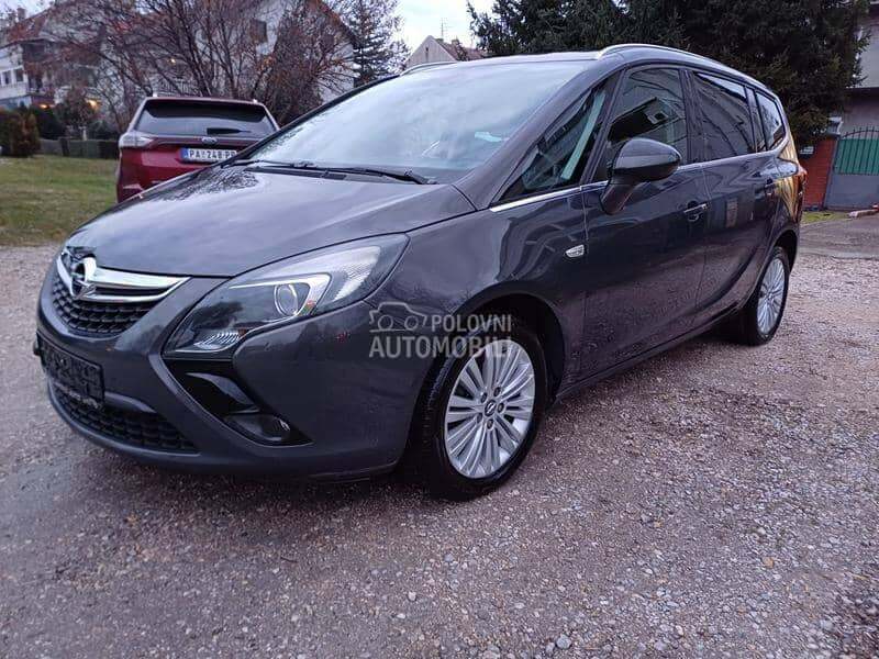 Opel Zafira 2004 - 2016. god. -  kompletan auto u delovima