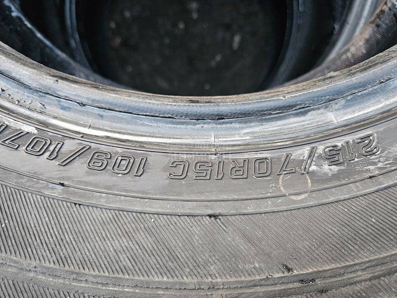 Falken 215/70 R15 Sve sezone