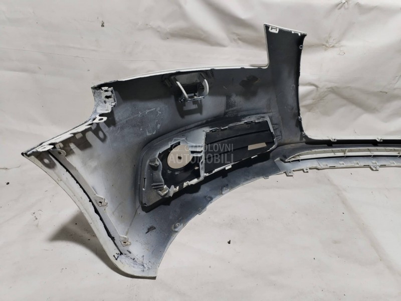 Prednji branik Sline