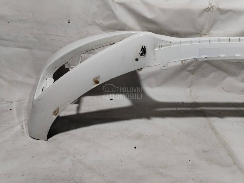 Prednji branik Sline