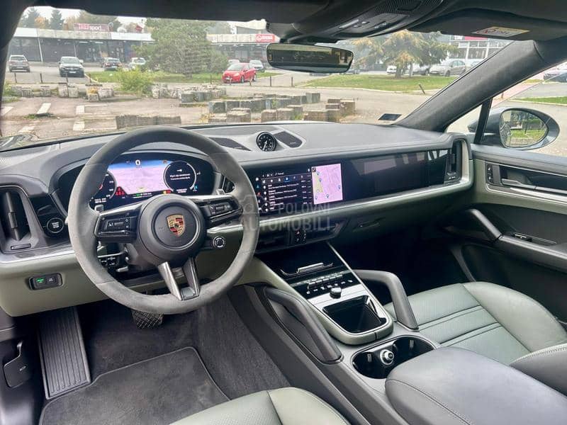 Porsche Cayenne FACE COUPE E-Hybrid