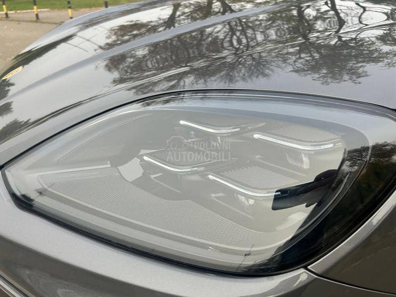 Porsche Cayenne FACE COUPE E-Hybrid