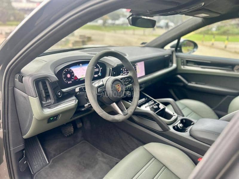 Porsche Cayenne FACE COUPE E-Hybrid