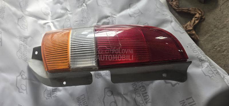 stop lampa desna