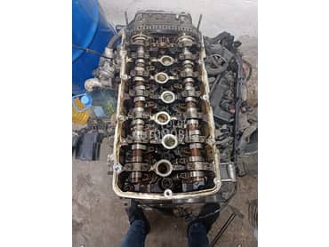 Glava motora Phaeton za Volkswagen Phaeton od 2002. do 2006. god.