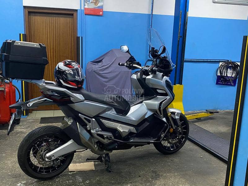 Honda X ADV 750