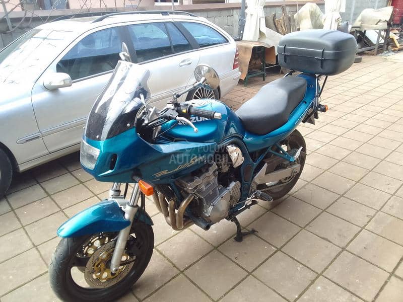 Suzuki GSX600S