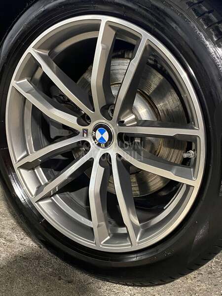 BMW 520 XDRIVE M PAK H/K HUD
