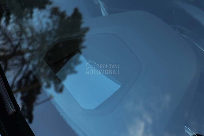 BMW 520 XDRIVE M PAK H/K HUD