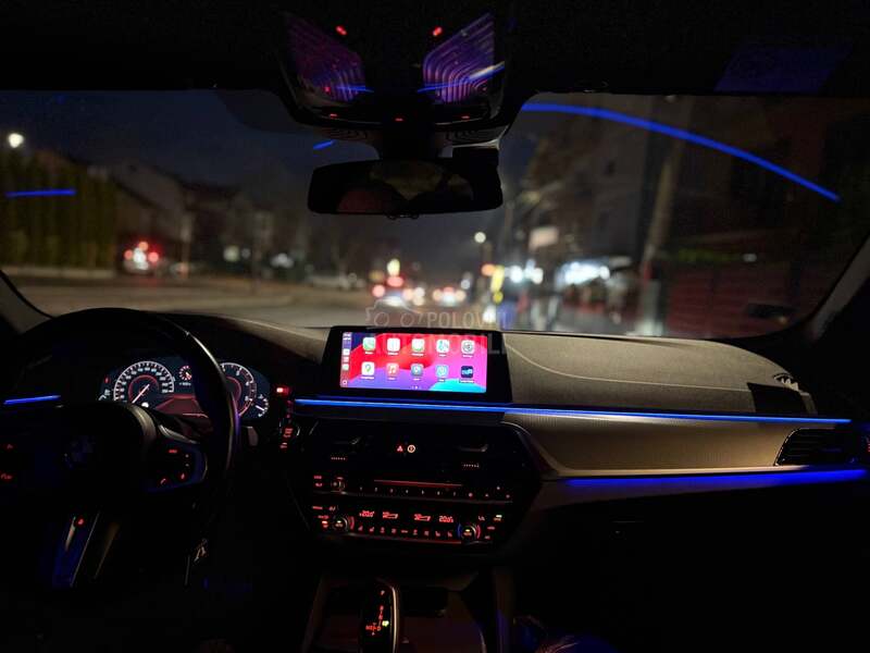 BMW 520 XDRIVE M PAK H/K HUD