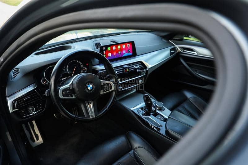 BMW 520 XDRIVE M PAK H/K HUD