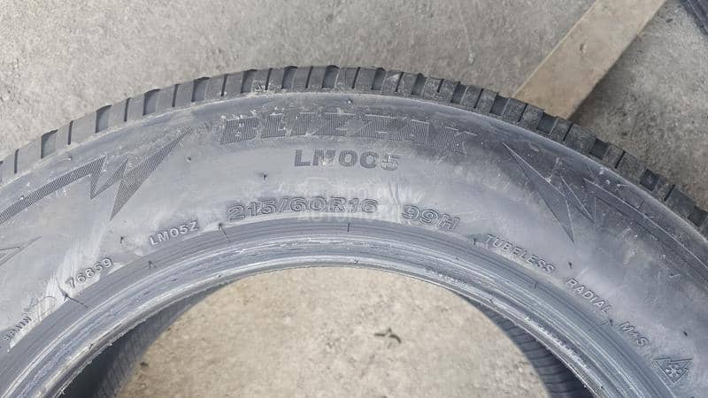 Bridgestone 215/60 R16 Zimska