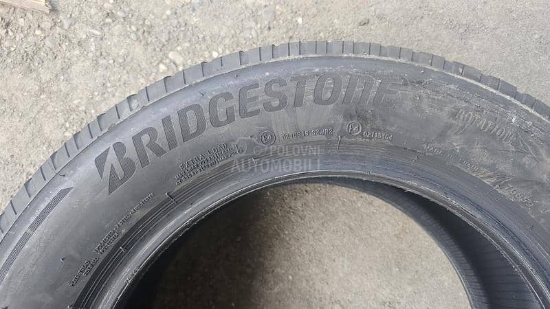 Bridgestone 215/60 R16 Zimska