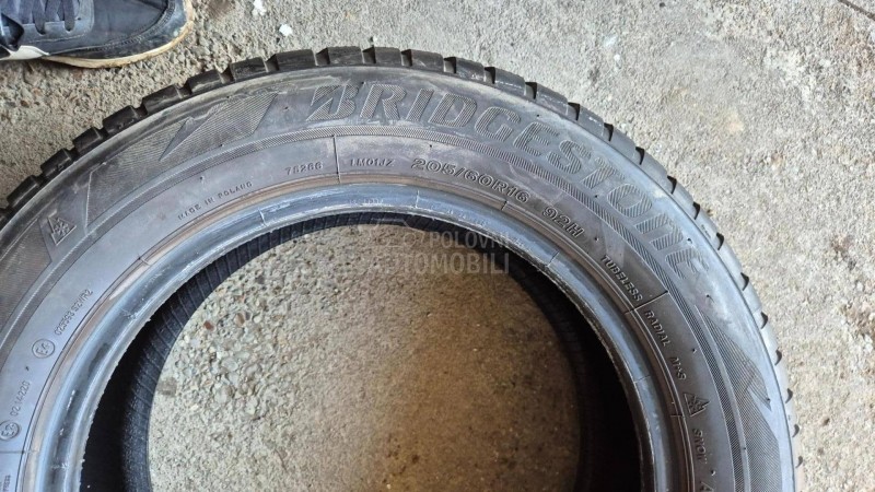 Bridgestone 205/60 R16 Zimska