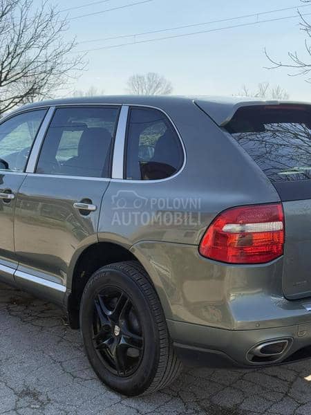 Porsche Cayenne 3.6