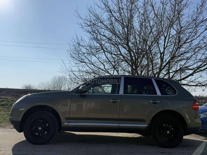 Porsche Cayenne 3.6