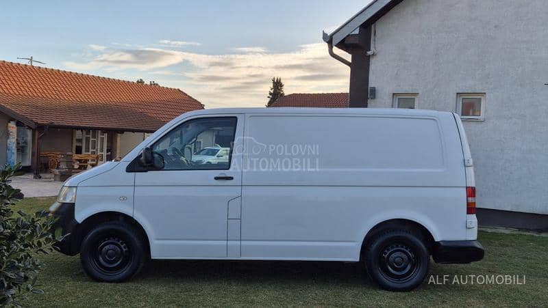 Volkswagen Transporter T5 1.9 TDI