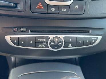 Radio / CD za Renault Laguna