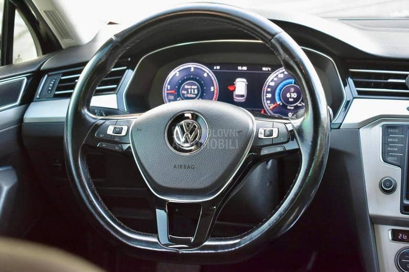 Volkswagen Passat B8 2.0TDI VIRTUAL