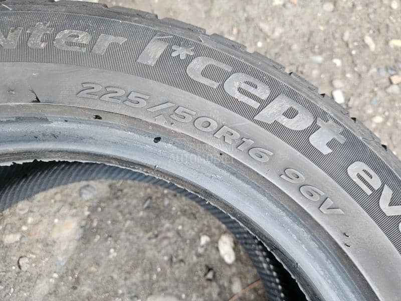 Hankook 225/50 R16 Sve sezone